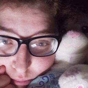 Meet your Posher, Luna